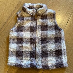 Carter’s 12 mo vest